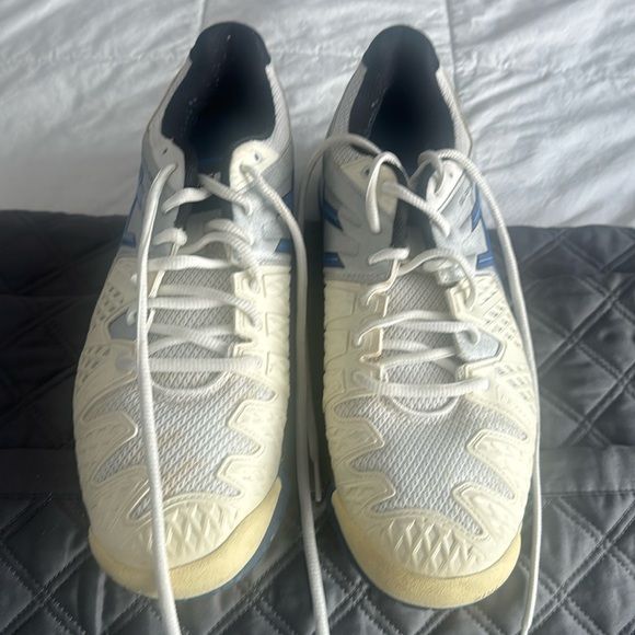 ASICS men’s athletic sneakers - Picture 1 of 5